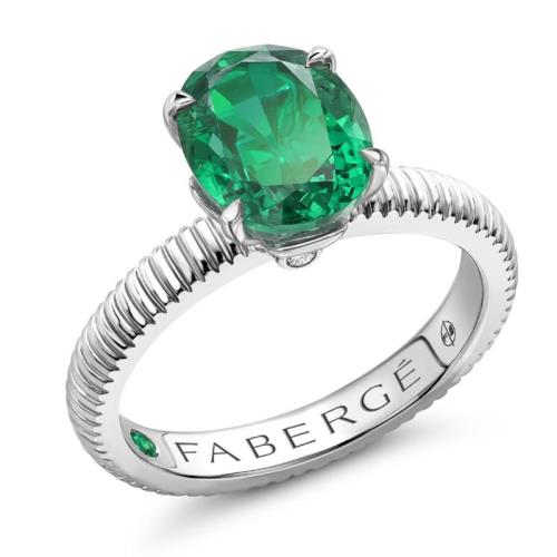 Colours of Love White Gold Emerald Fluted Ring