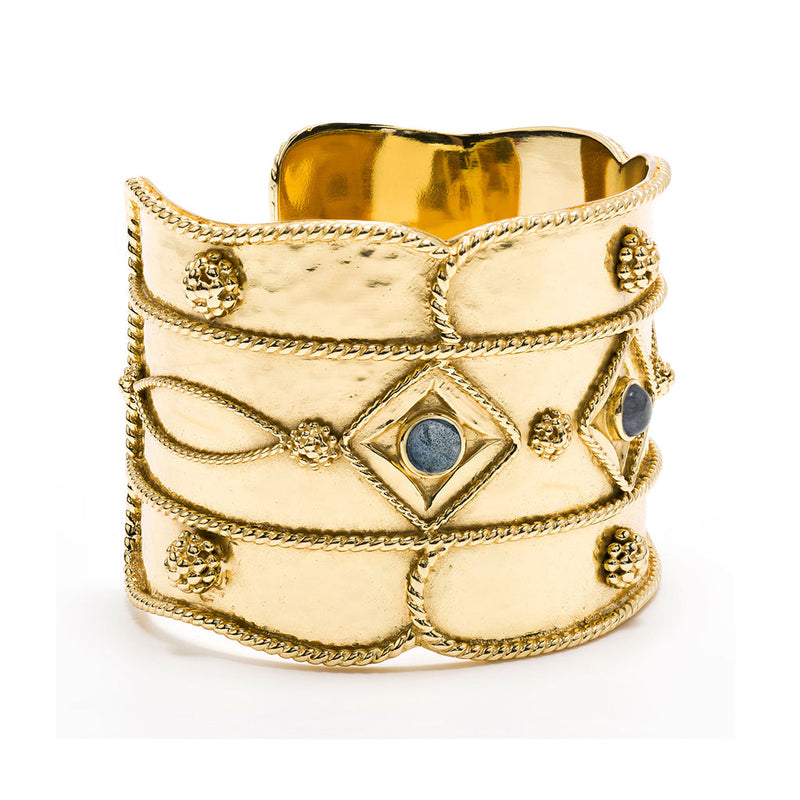 Victoria Cuff